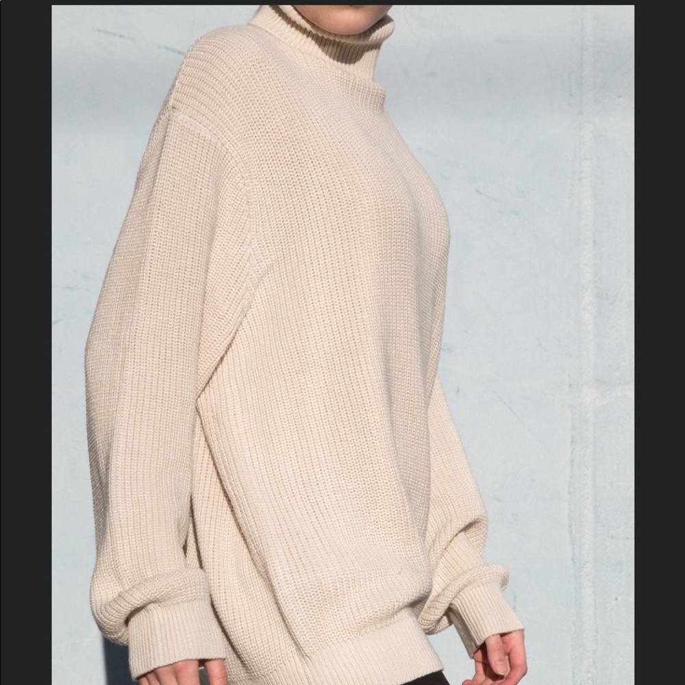 Brandy Melville Oversized Knit Sweater